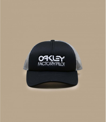 Factory Pilot Trucker blackout Oakley